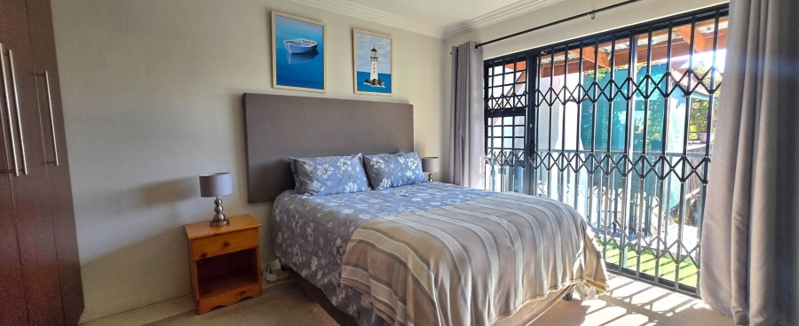 6 Bedroom Property for Sale in Franskraal Western Cape